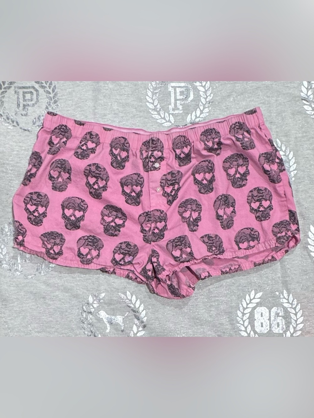 VS PINK VIBTAGE SKULL PRINT SLEEP LOUNGE SHORTS LARGE